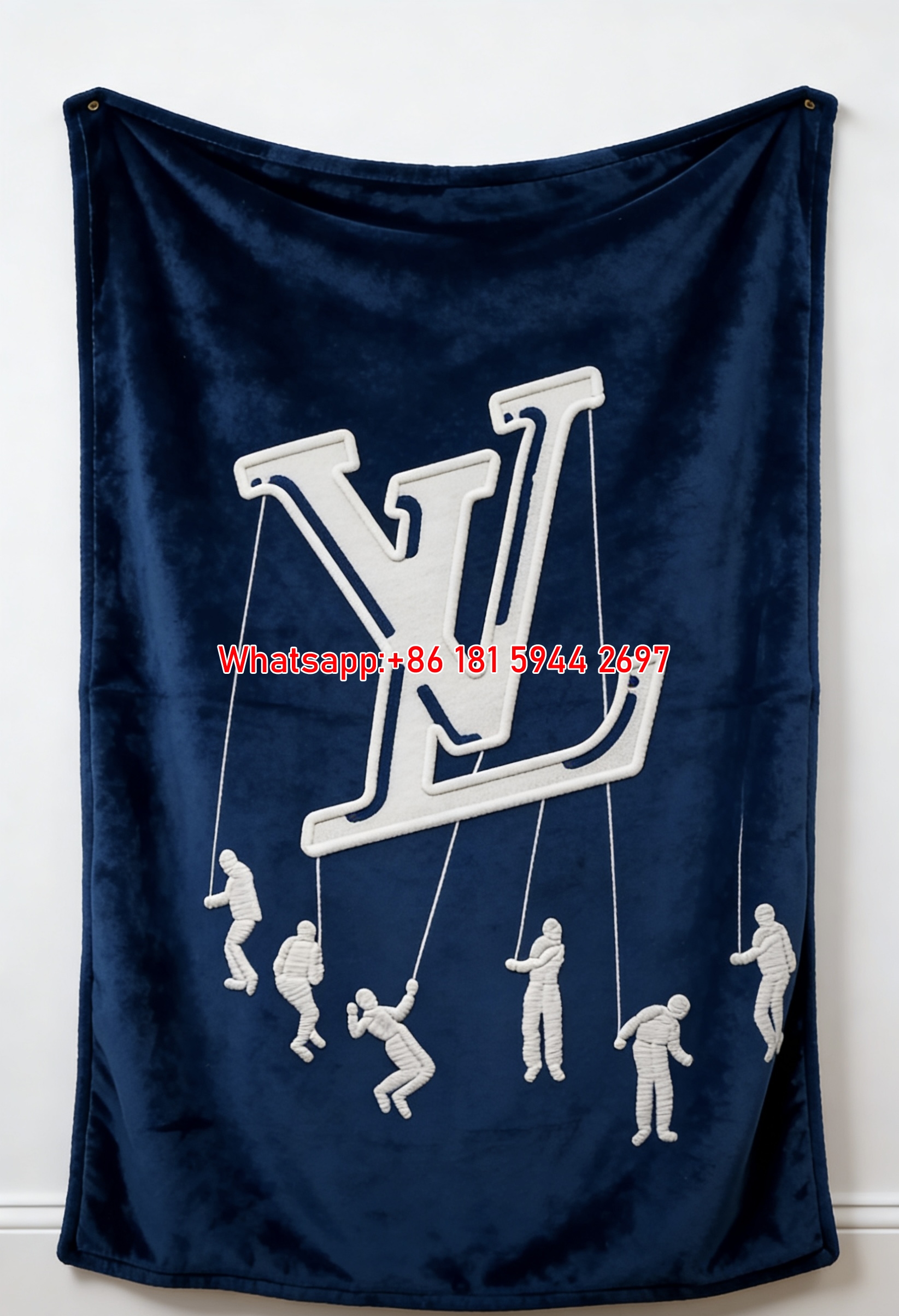 Luxury Embroidered LV Flannel Throw 376